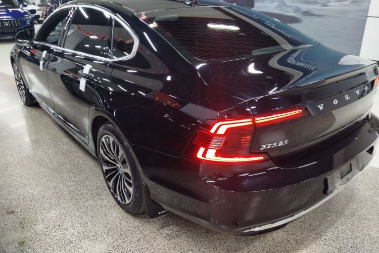 Used Volvo S90 2024 B5 Zhiyi Luxury Edition Rear Left 45 Deg