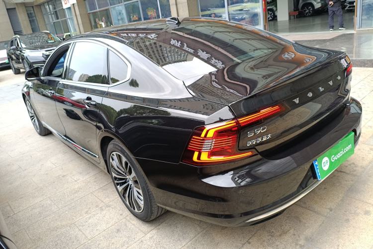 Used Volvo S90 2024 B5 Zhiyi Luxury Edition Rear Left 45 Deg