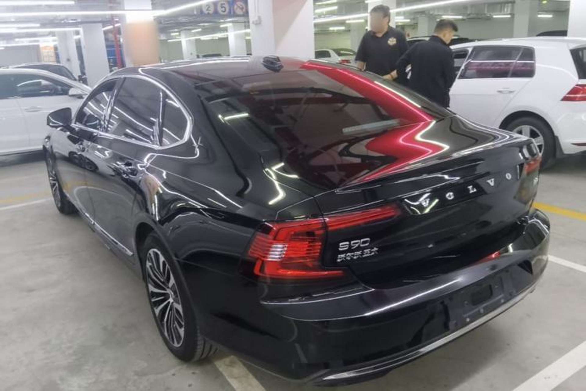 Used Volvo S90 2024 B5 Zhiyi Luxury Edition Rear Left 45 Deg