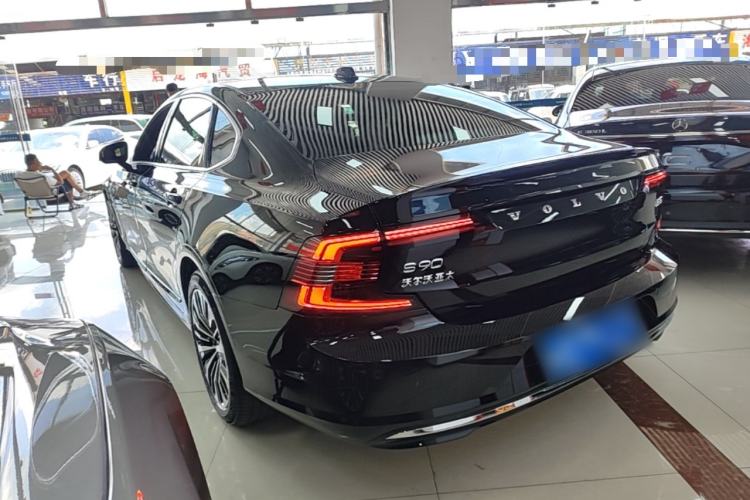 Used Volvo S90 2024 B5 Zhiyi Luxury Edition Rear Left 45 Deg