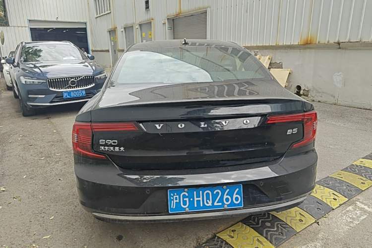 Used Volvo S90 2024 B5 Zhiyi Luxury Edition Rear