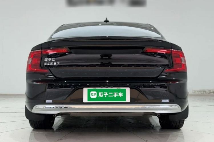 Used Volvo S90 2024 B5 Zhiyuan Luxury Edition Rear