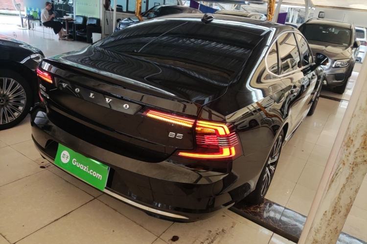 Used Volvo S90 2024 B5 Zhiyuan Luxury Edition Rear Right 45 Deg