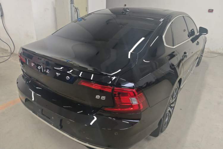 Used Volvo S90 2024 B5 Zhiyuan Luxury Edition Rear Right 45 Deg