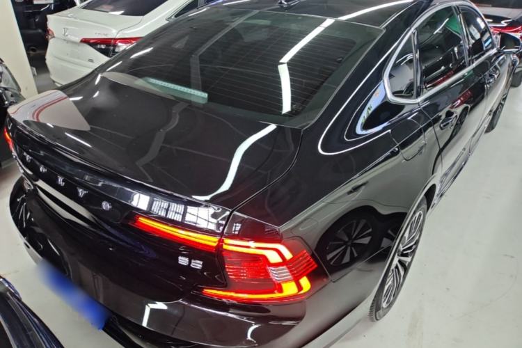 Used Volvo S90 2024 B5 Zhiyi Luxury Edition Rear Right 45 Deg