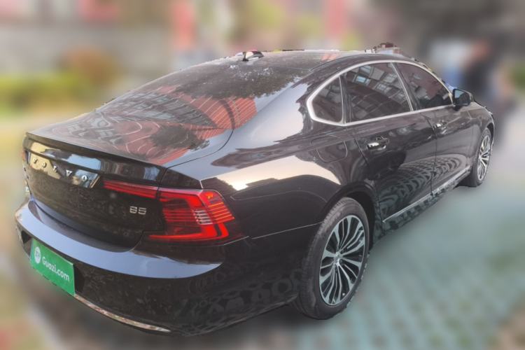 Used Volvo S90 2024 B5 Zhiyi Luxury Edition Rear Right 45 Deg