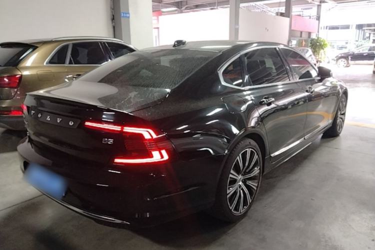 Used Volvo S90 2024 B5 Zhiyuan Luxury Edition Rear Right 45 Deg