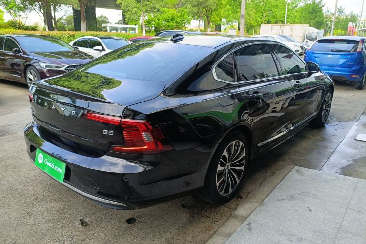 Used Volvo S90 2024 B5 Zhiyi Luxury Edition Rear Right 45 Deg