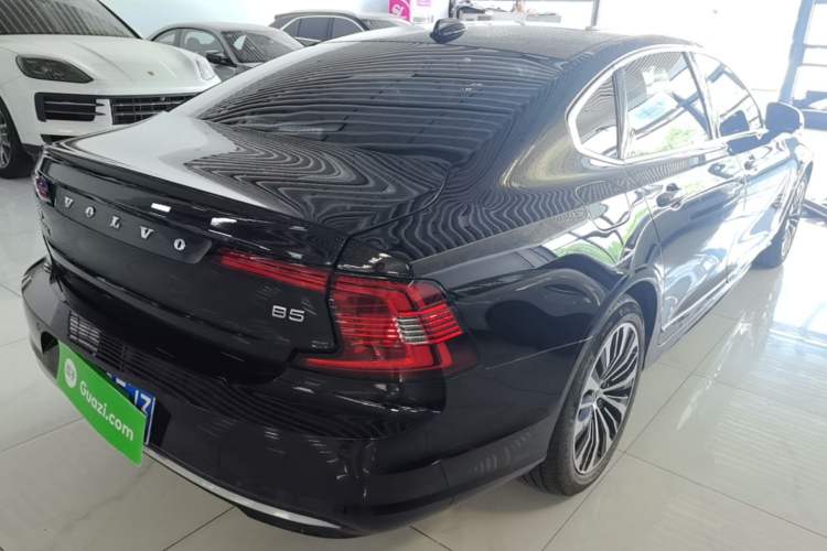 Used Volvo S90 2024 B5 Zhiyi Luxury Edition Rear Right 45 Deg