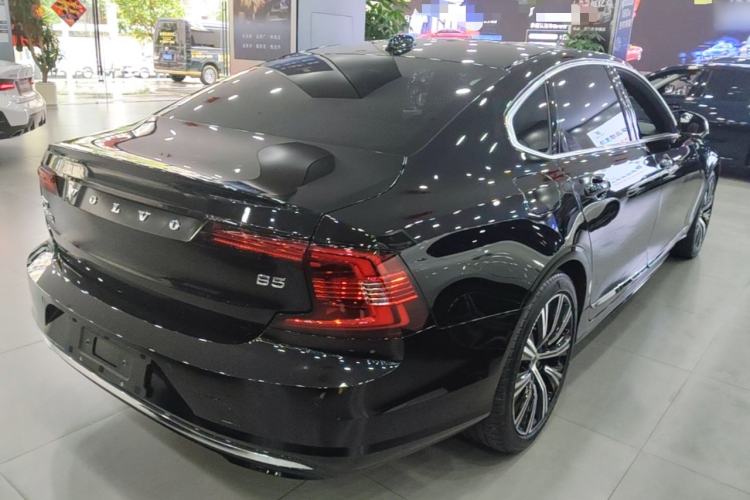 Used Volvo S90 2024 B5 Zhiyuan Luxury Edition Rear Right 45 Deg