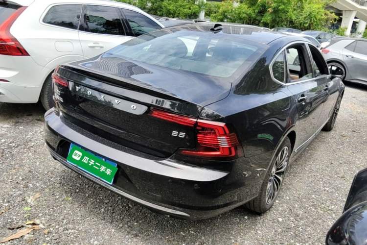 Used Volvo S90 2024 B5 Zhiyi Luxury Edition Rear Right 45 Deg