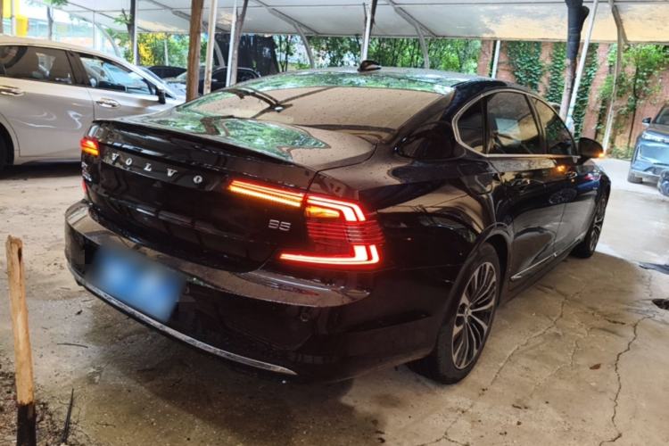 Used Volvo S90 2024 B5 Zhiyi Luxury Edition Rear Right 45 Deg