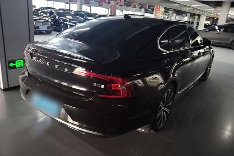 Used Volvo S90 2024 B5 Zhiyuan Luxury Edition Rear Right 45 Deg