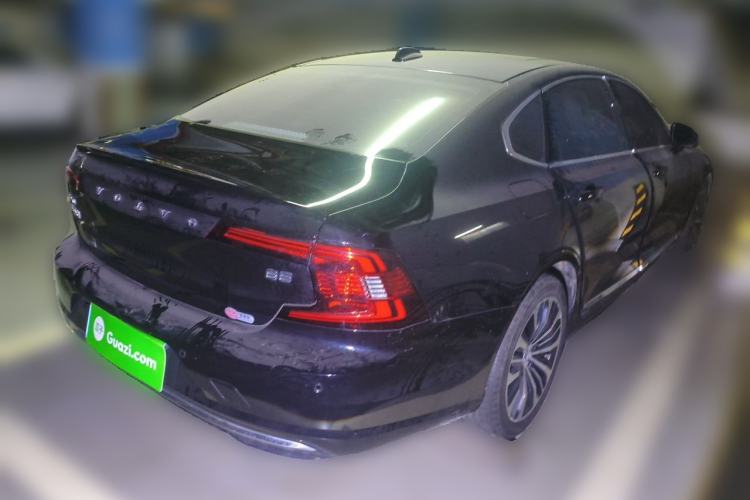 Used Volvo S90 2024 B5 Zhiyi Luxury Edition Rear Right 45 Deg