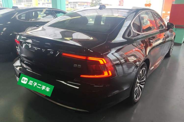 Used Volvo S90 2024 B5 Zhiyi Luxury Edition Rear Right 45 Deg