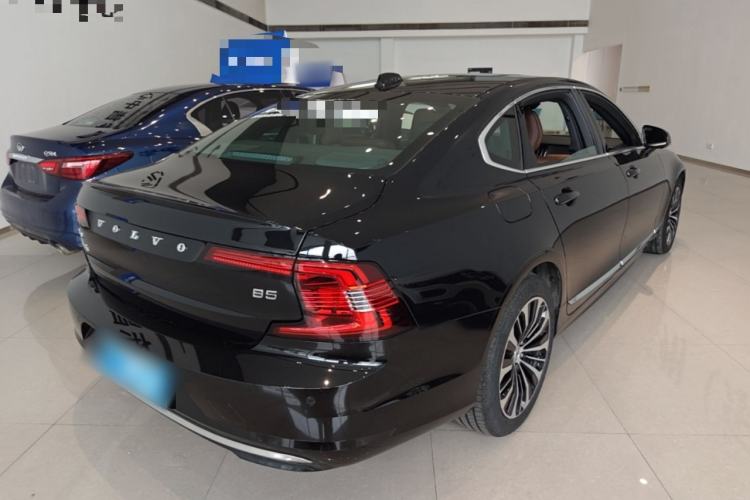 Used Volvo S90 2024 B5 Zhiyi Luxury Edition Rear Right 45 Deg