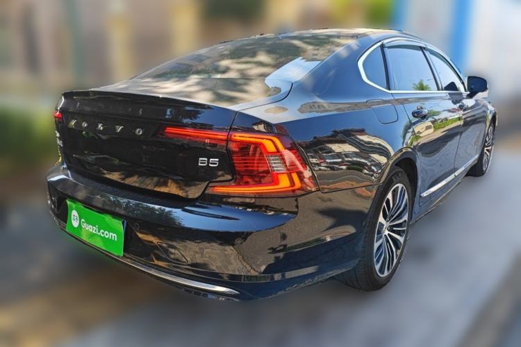 Used Volvo S90 2024 B5 Zhiyi Luxury Edition Rear Right 45 Deg
