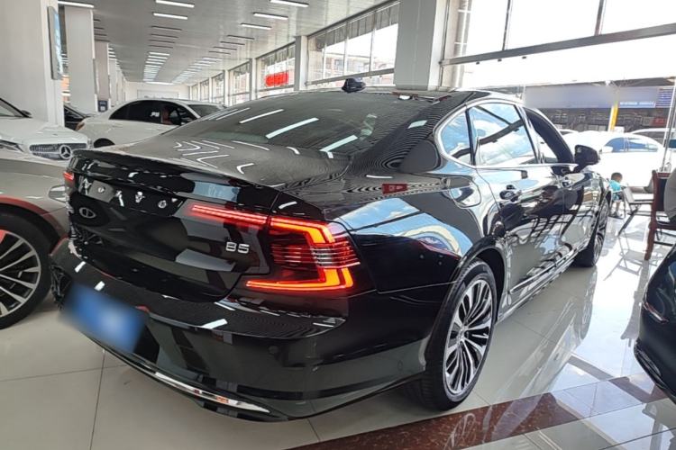 Used Volvo S90 2024 B5 Zhiyi Luxury Edition Rear Right 45 Deg