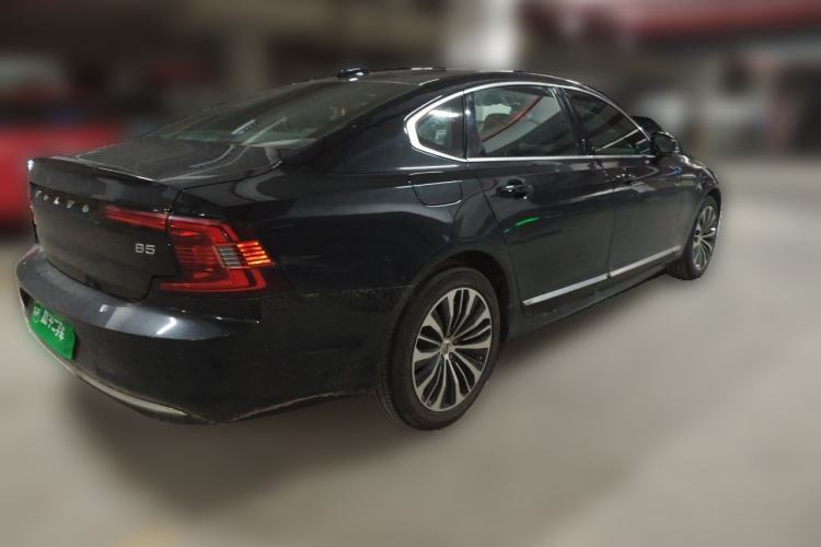 Used Volvo S90 2024 B5 Zhiyi Luxury Edition Rear Right 45 Deg