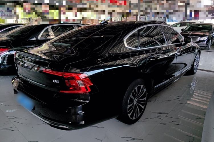 Used Volvo S90 2024 B5 Zhiyi Luxury Edition Rear Right 45 Deg