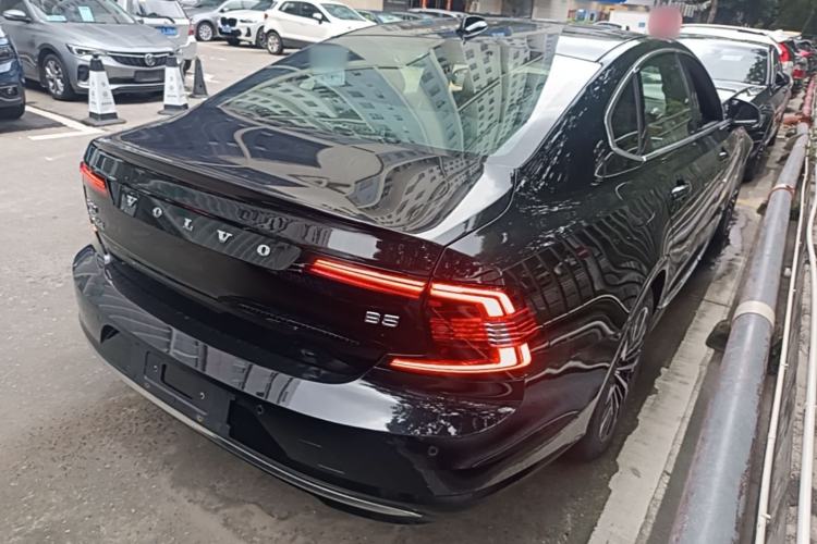 Used Volvo S90 2024 B5 Zhiyi Luxury Edition Rear Right 45 Deg