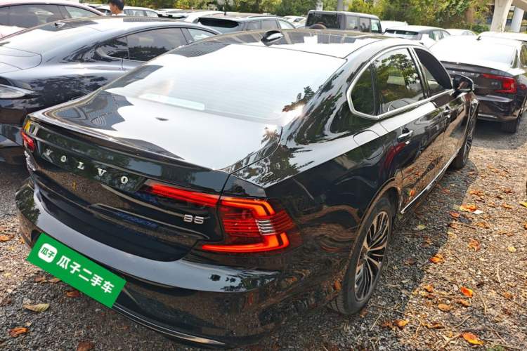 Used Volvo S90 2024 B5 Zhiyi Luxury Edition Rear Right 45 Deg