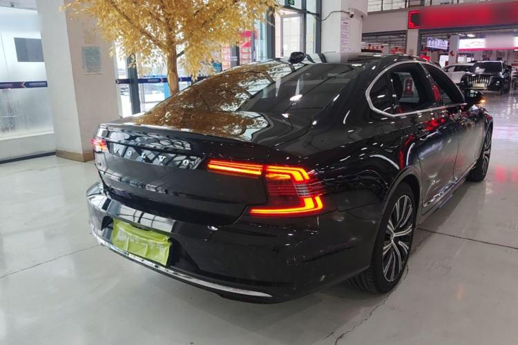 Used Volvo S90 2024 B5 Zhiyuan Luxury Edition Rear Right 45 Deg