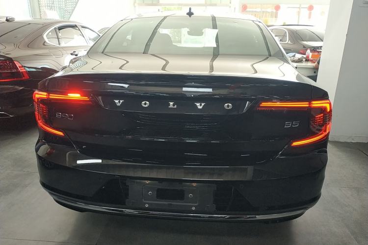 Used Volvo S90 2024 B5 Zhiyi Luxury Edition Rear
