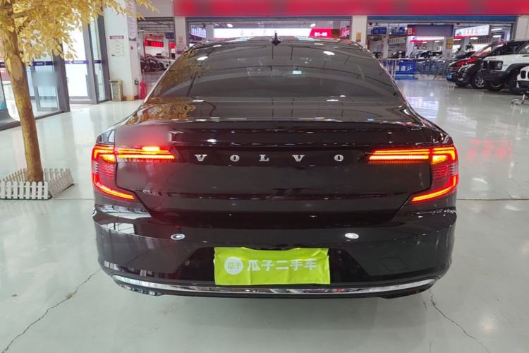 Used Volvo S90 2024 B5 Zhiyuan Luxury Edition Rear