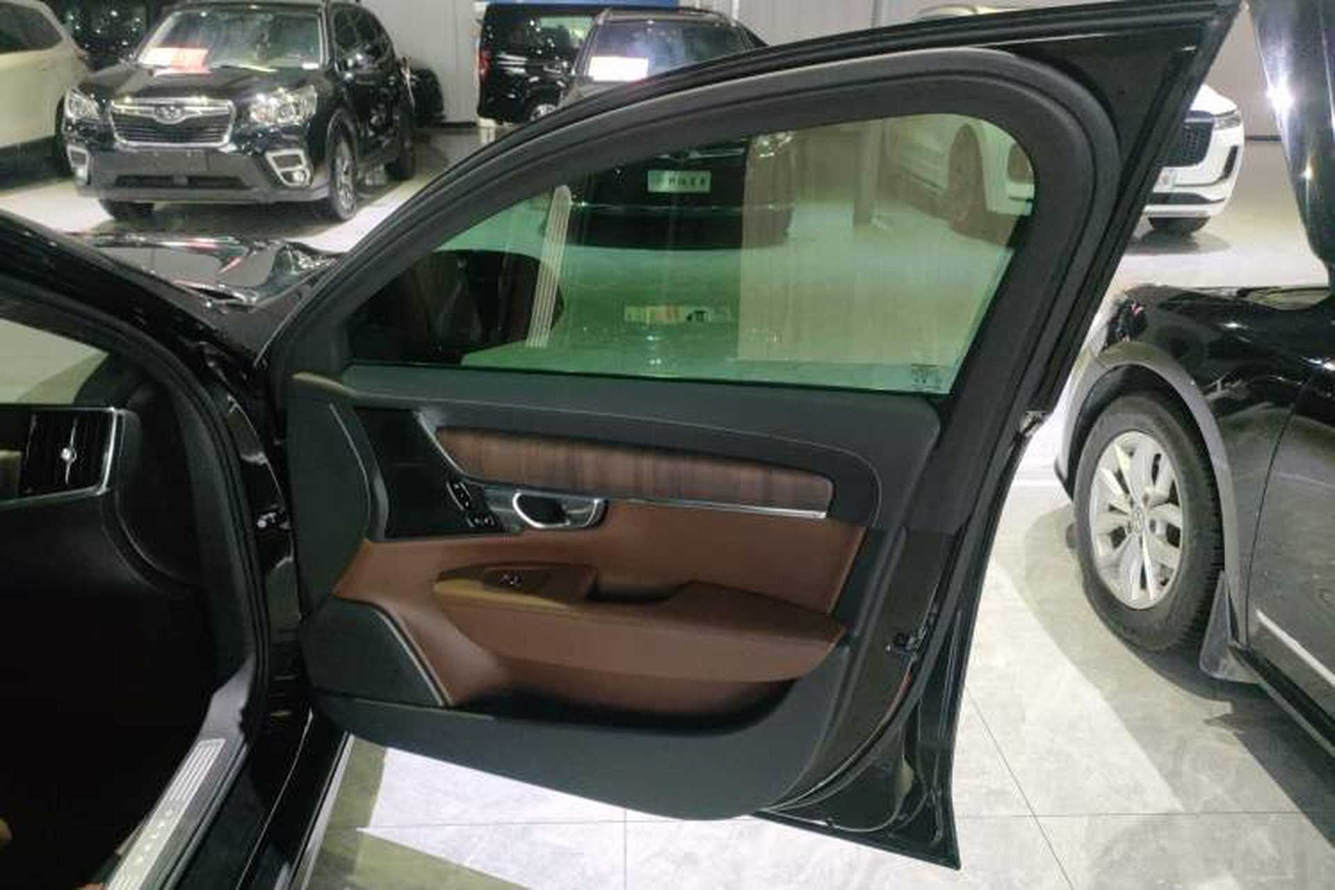 Used Volvo S90 2024 B5 Zhiyuan Luxury Edition Right Front Door Interior