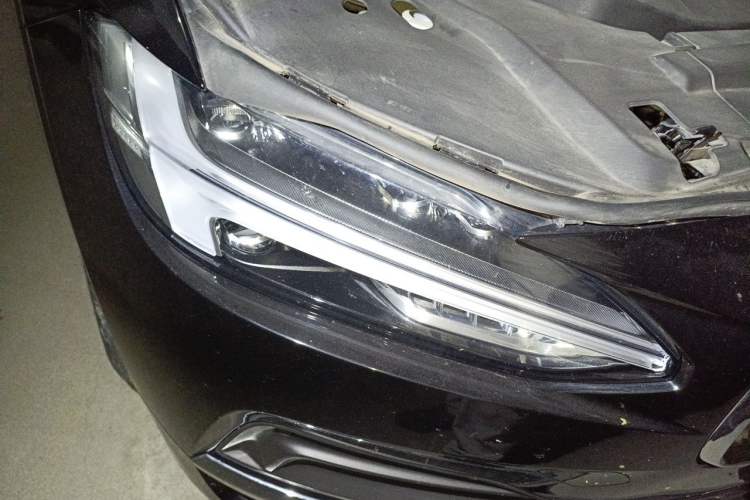 Used Volvo S90 2024 B5 Zhiyi Luxury Edition Right Front Headlight