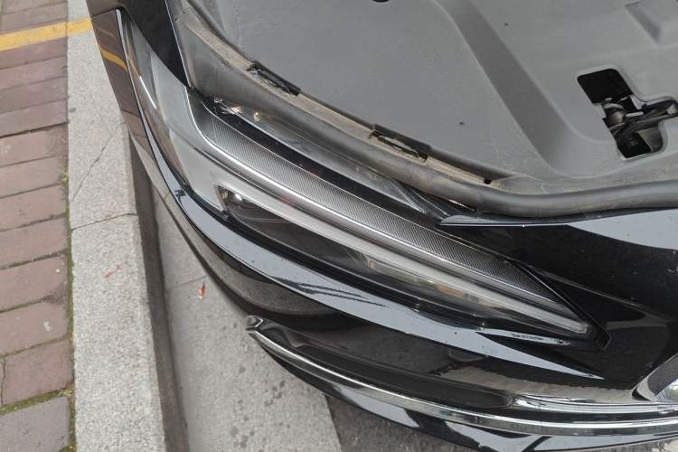 Used Volvo S90 2024 B5 Zhiyi Luxury Edition Right Front Headlight