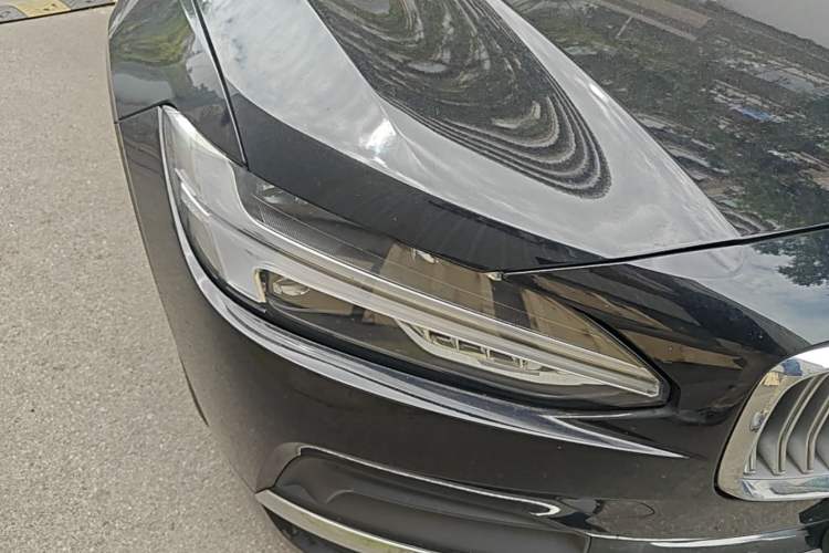 Used Volvo S90 2024 B5 Zhiyi Luxury Edition Right Front Headlight
