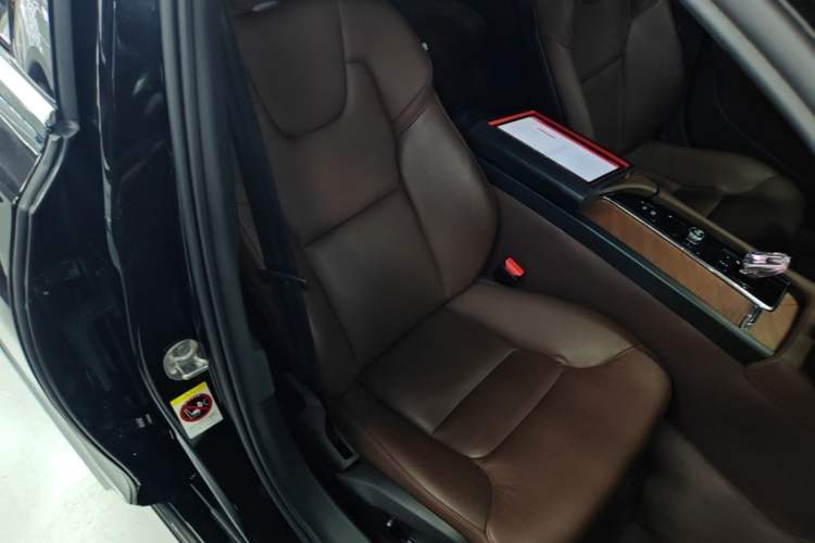 Used Volvo S90 2024 B5 Zhiyi Luxury Edition Right Front Seat