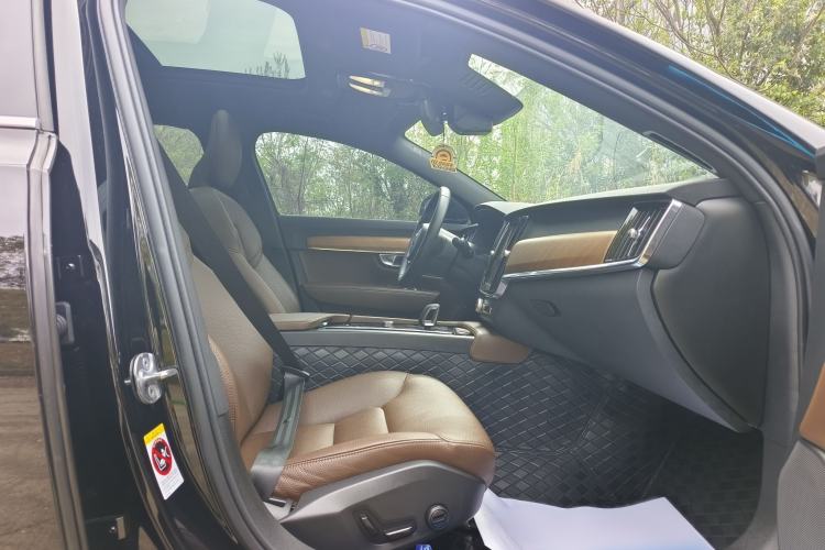 Used Volvo S90 2024 B5 Zhiyi Luxury Edition Right Front Seat