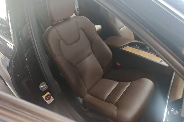 Used Volvo S90 2024 B5 Zhiyi Luxury Edition Right Front Seat