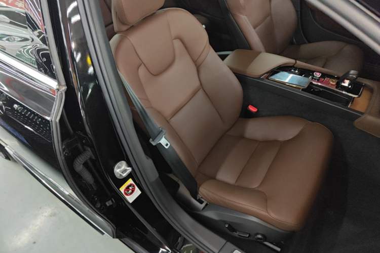 Used Volvo S90 2024 B5 Zhiyi Luxury Edition Right Front Seat