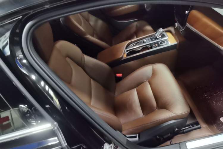 Used Volvo S90 2024 B5 Zhiyi Luxury Edition Right Front Seat