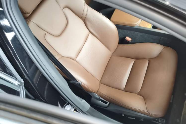 Used Volvo S90 2024 B5 Zhiyi Luxury Edition Right Front Seat