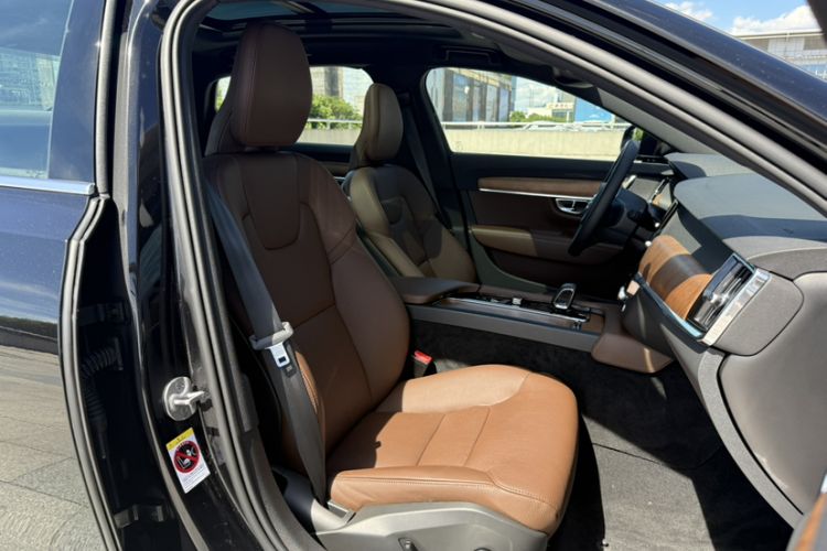 Used Volvo S90 2024 B5 Zhiyi Luxury Edition Right Front Seat