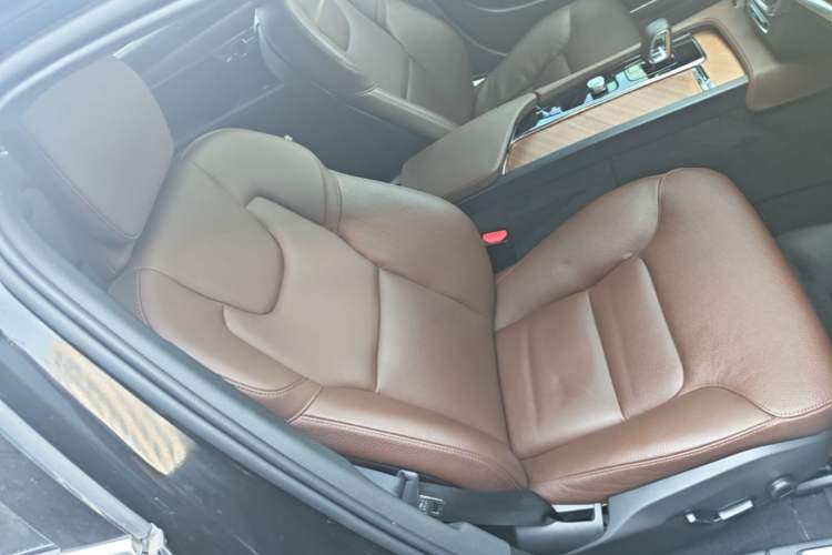 Used Volvo S90 2024 B5 Zhiyi Luxury Edition Right Front Seat