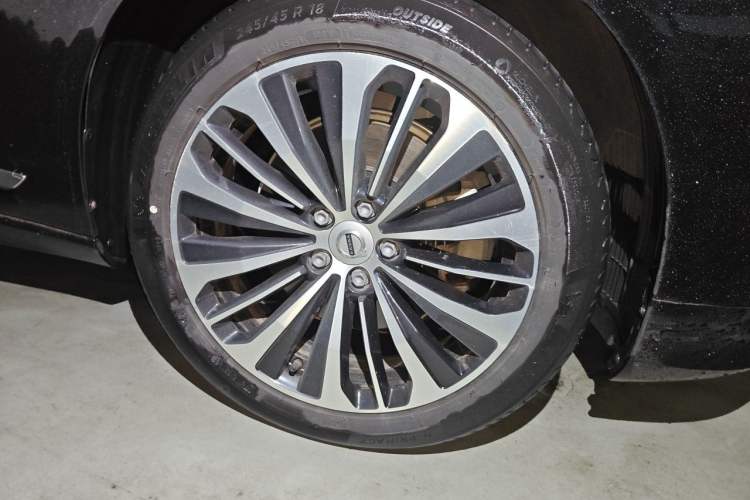 Used Volvo S90 2024 B5 Zhiyi Luxury Edition Right Front Wheel Hub