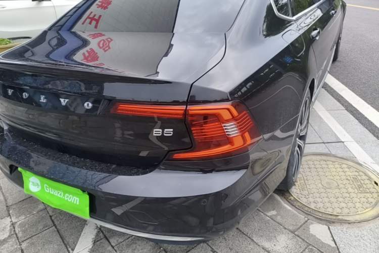 Used Volvo S90 2024 B5 Zhiyuan Luxury Edition Right Rear Taillight