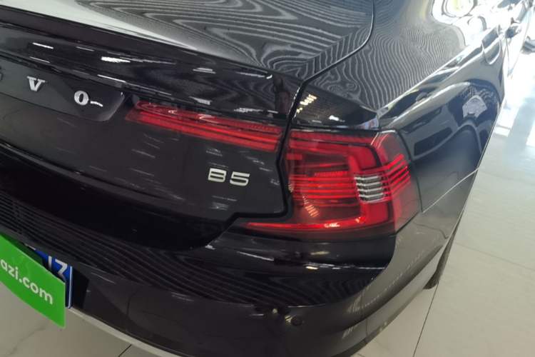 Used Volvo S90 2024 B5 Zhiyi Luxury Edition Right Rear Taillight