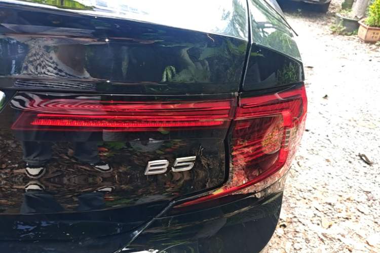 Used Volvo S90 2024 B5 Luxury Smart Edition Right Rear Taillight