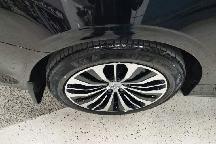 Used Volvo S90 2024 B5 Zhiyi Luxury Edition Right Rear Wheel Hub