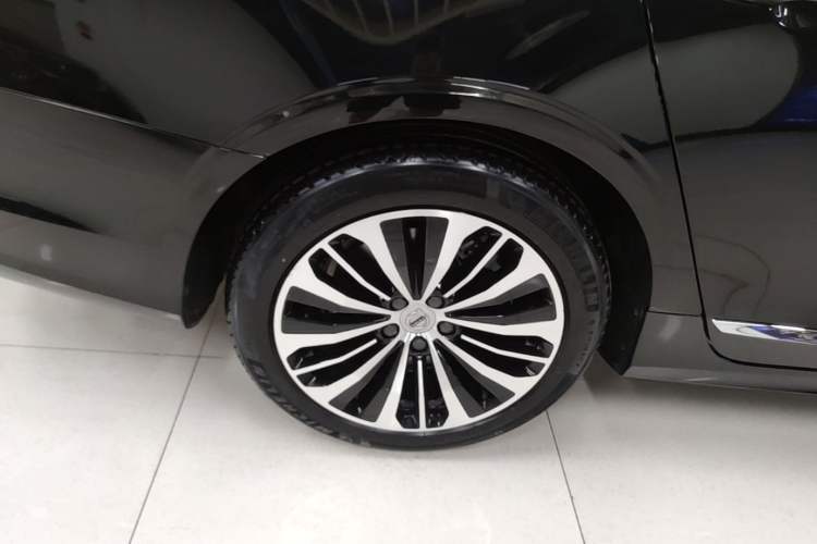 Used Volvo S90 2024 B5 Zhiyi Luxury Edition Right Rear Wheel Hub
