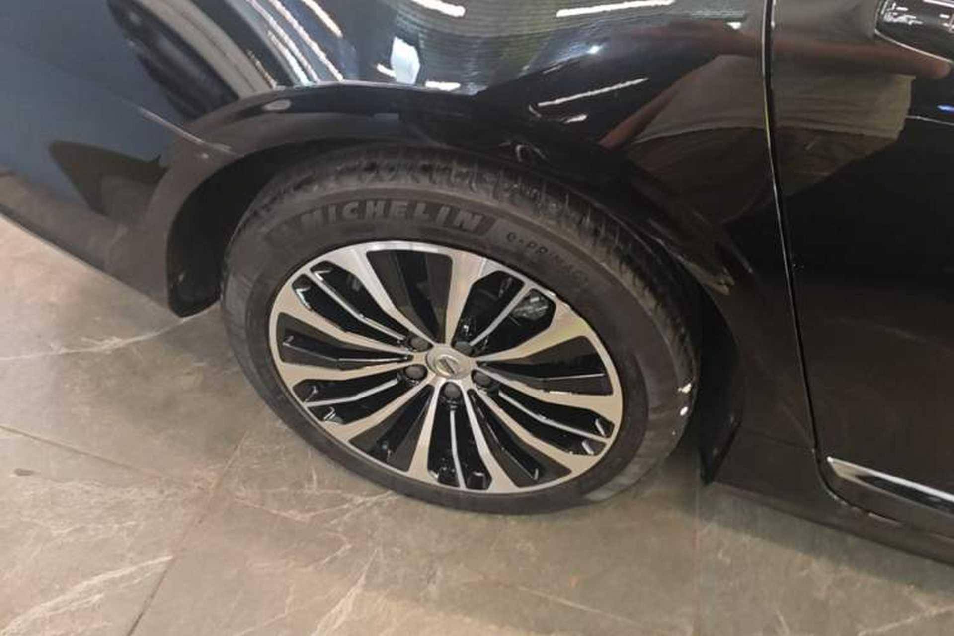 Used Volvo S90 2024 B5 Zhiyi Luxury Edition Right Rear Wheel Hub