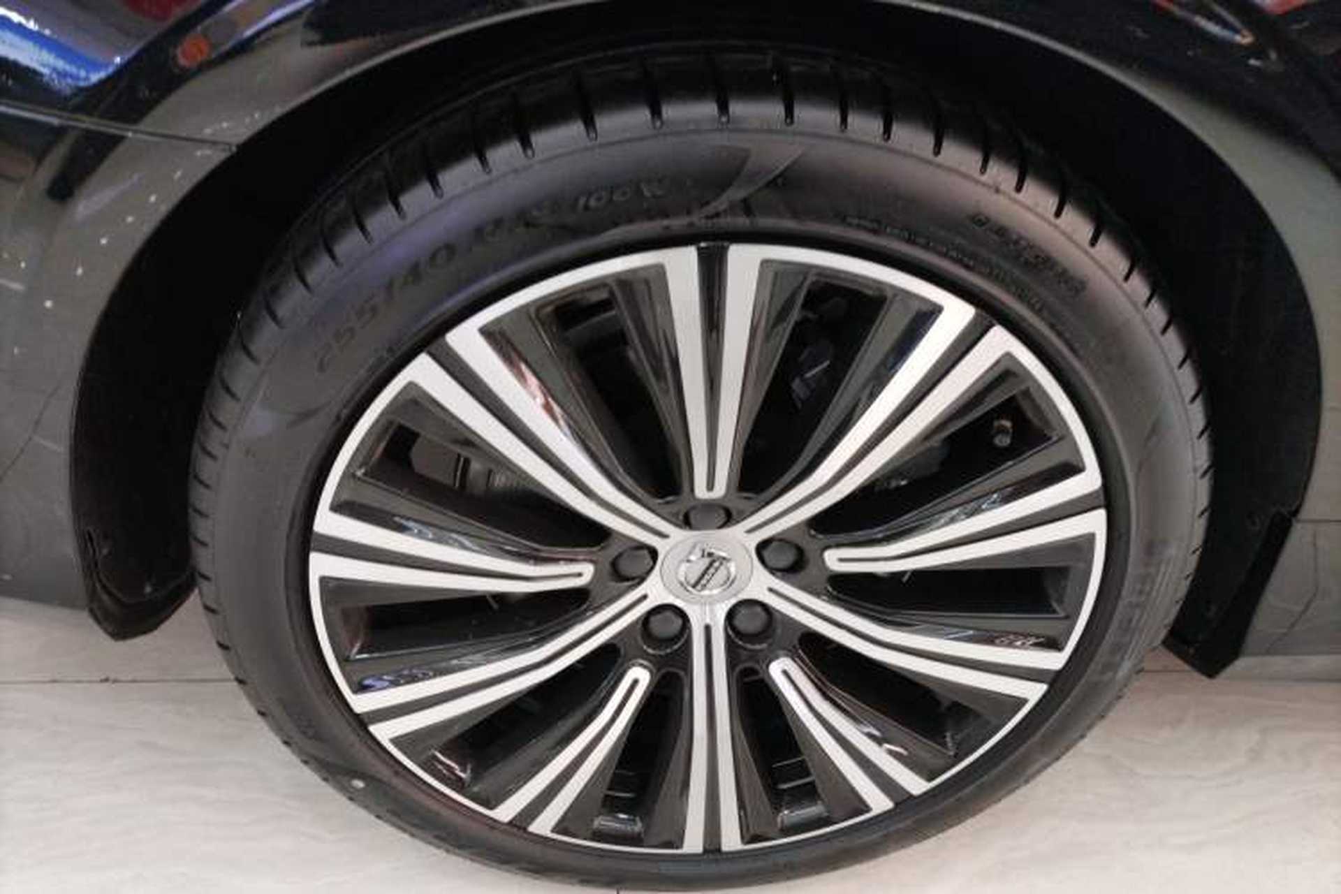 Used Volvo S90 2024 B5 Zhiyuan Luxury Edition Right Rear Wheel Hub