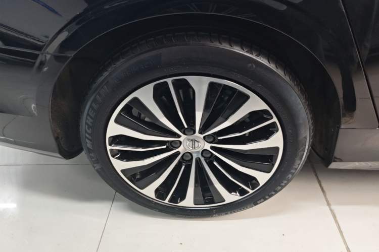 Used Volvo S90 2024 B5 Zhiyi Luxury Edition Right Rear Wheel Hub